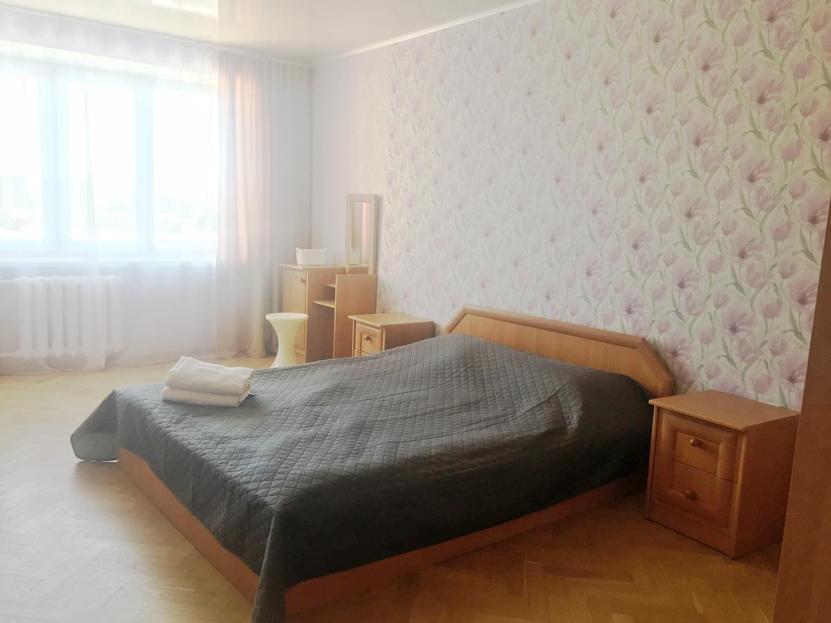 Prado 333 Apartment Kiev Bagian luar foto